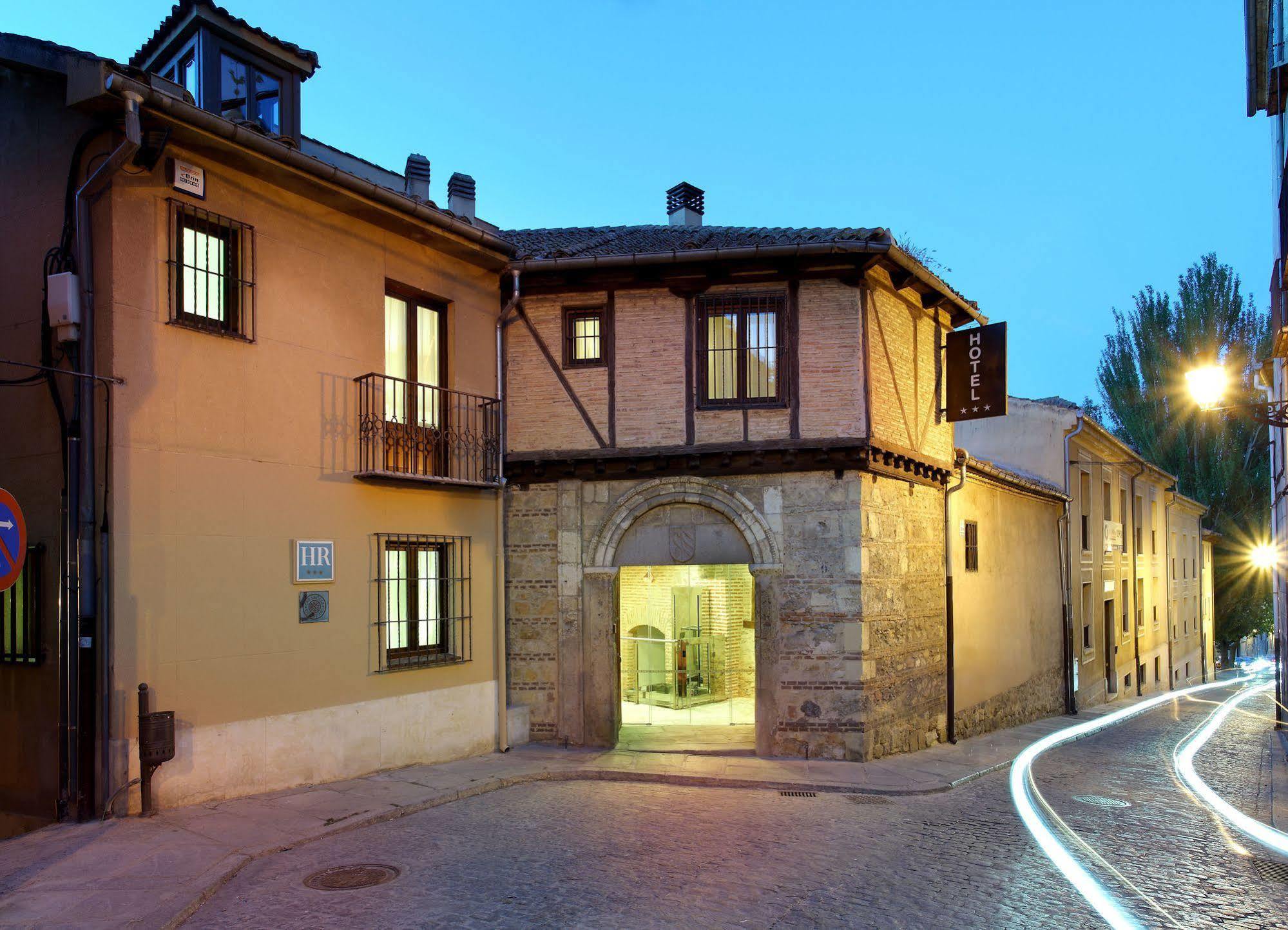 Exe Casa De Los Linajes Segovia Kültér fotó